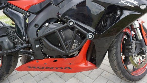 Honda cbr 1000rr Клетка + слайдера 2 или 4 - фото 5 - id-p66834042