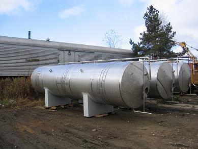 Резервуары с подогревом для нефтепродуктов - фото 1 - id-p66840994