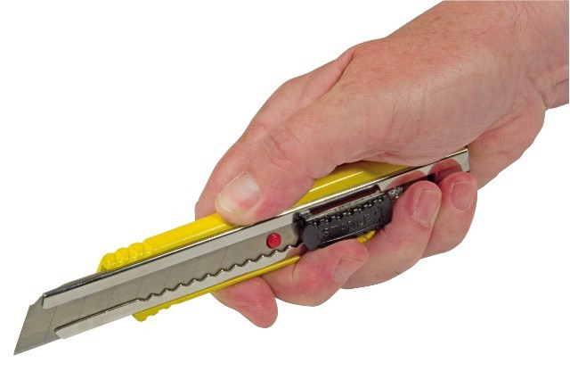 Нож сегментный STANLEY DynaGrip MP,155х 18 мм - фото 3 - id-p67344010