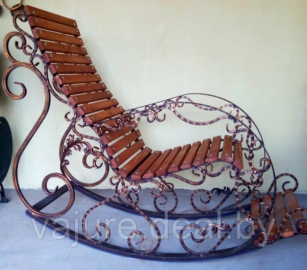 Кресло-качалка кованое