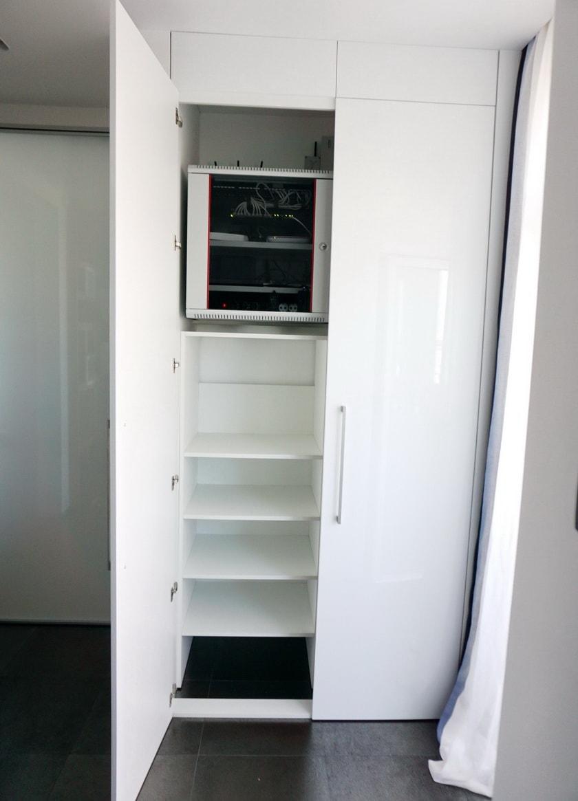 Распашной шкаф для прихожей, МДФ Проект №1 - фото 2 - id-p67636496