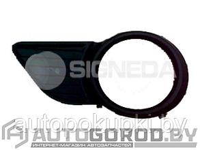 Рамочка противотуманной фары (левая) TOYOTA SIENNA 11 -, PTY99144CAL