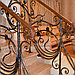 Перила для лестниц деревянные с кованым ограждением, фото 2