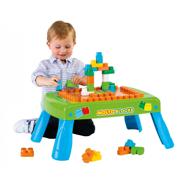 Благодаря набору у ребёнка появляется отдельная зона для игр с конструктором. 