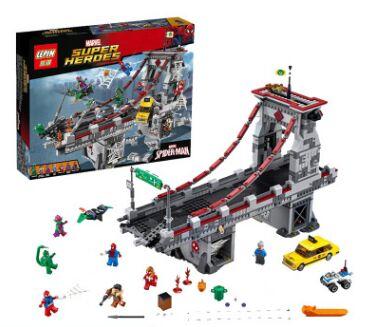 Конструктор Super Heroes "Дуэль воинов с сетями на мосту" 1165 деталей, LEPIN 07038 - фото 4 - id-p68531171