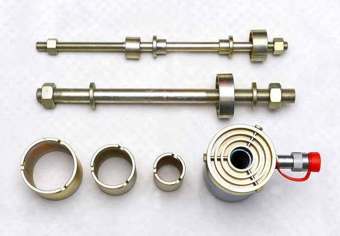 Выпрессовщик гидравлический модель ТИТАН 30т вкл. гидравлический насос ...