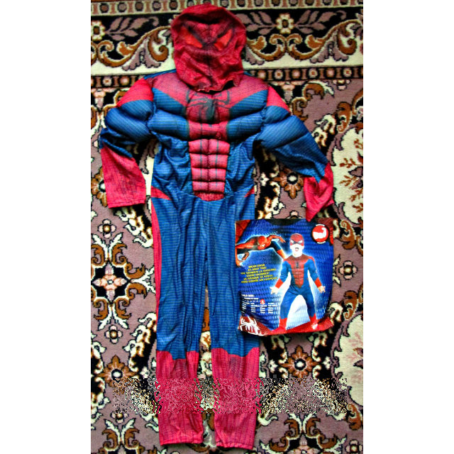 Купить детский костюм Человека-паука можно для костюмированного праздника или карнавала.