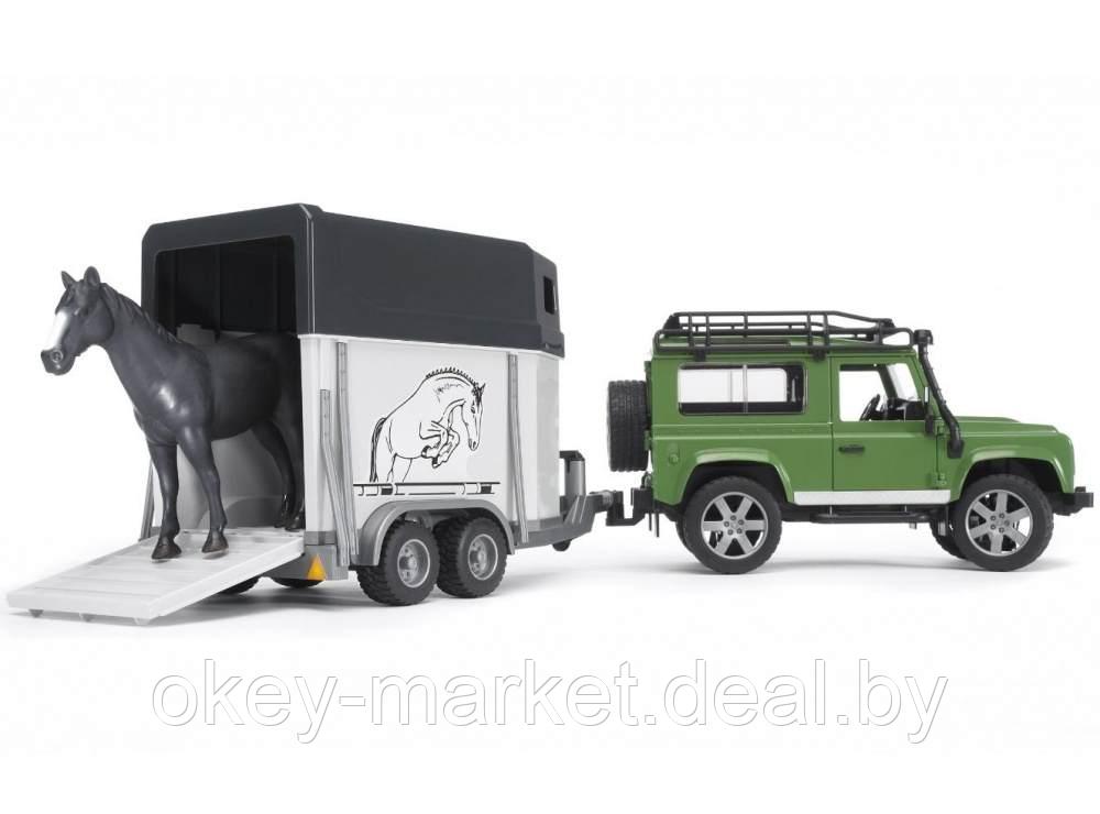 Игрушка Внедорожник Land Rover Defender с прицепом-коневозкой и лошадью Bruder 02592 - фото 3 - id-p69772434