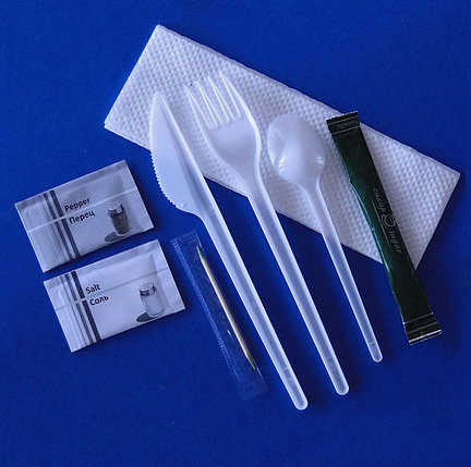 Набор одноразовой посуды Н-8 Белый (салфетка бум., чайная ложка, нож, вилка, сахар, соль, перец, зубочистка), фото 2