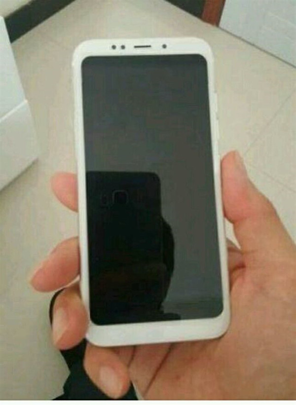Смартфон Xiaomi Redmi 5 16Gb