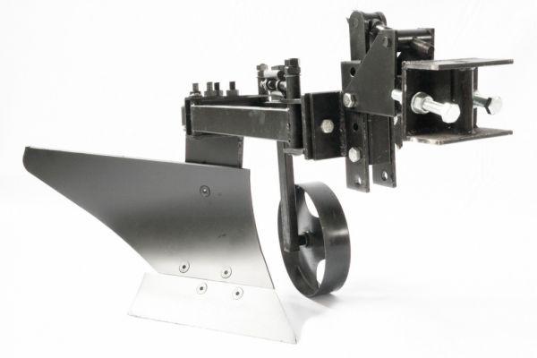 Плуг УД-2 (0,25 м.) однокорпусный к минитрактору (1 точка)