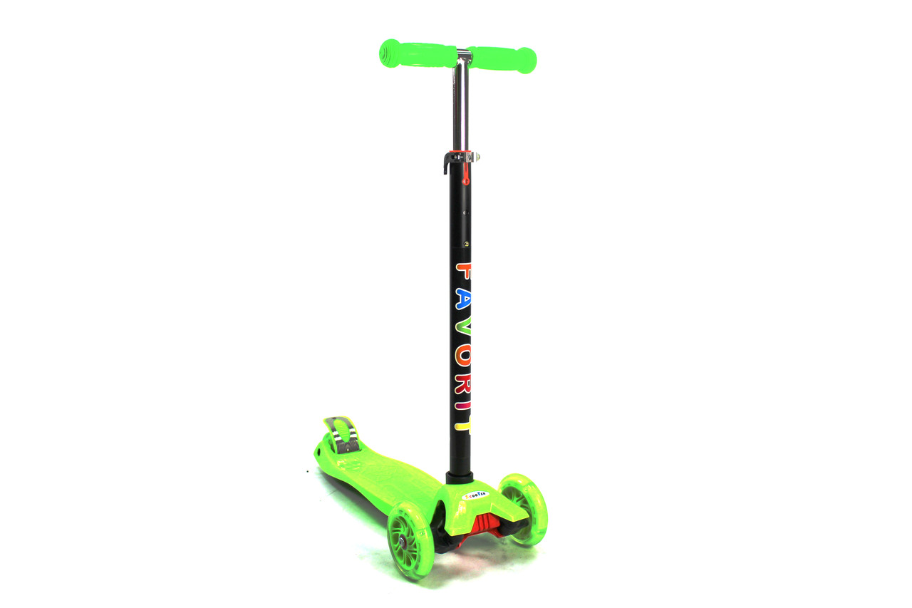 САМОКАТ MAXI SCOOTER САЛАТОВЫЙ (светящееся колесо, регулируемая ручка)