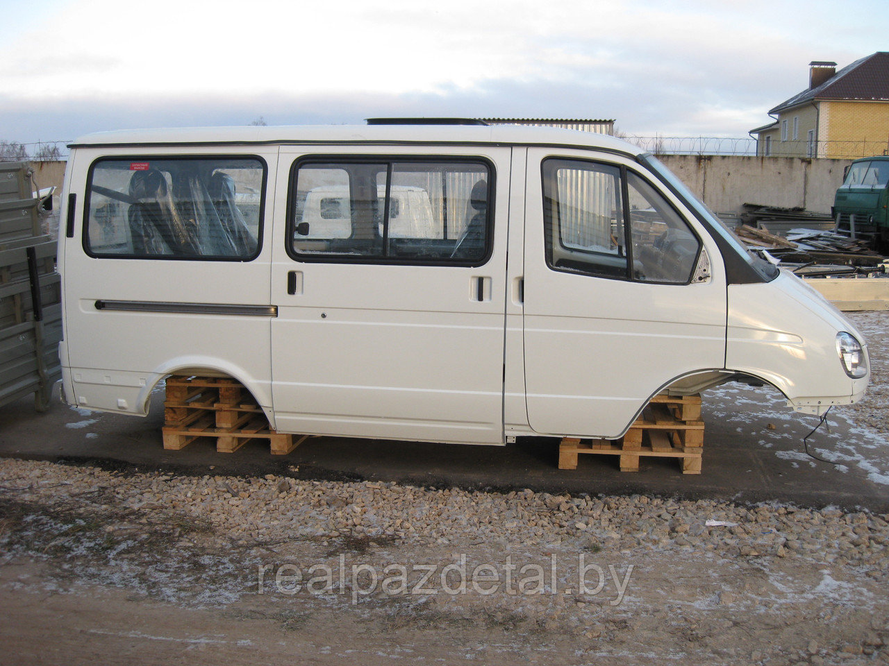 Кузов ГАЗ-22171"Соболь" 6-ти мест. в сборе (406 дв.ГУР) простой цвет