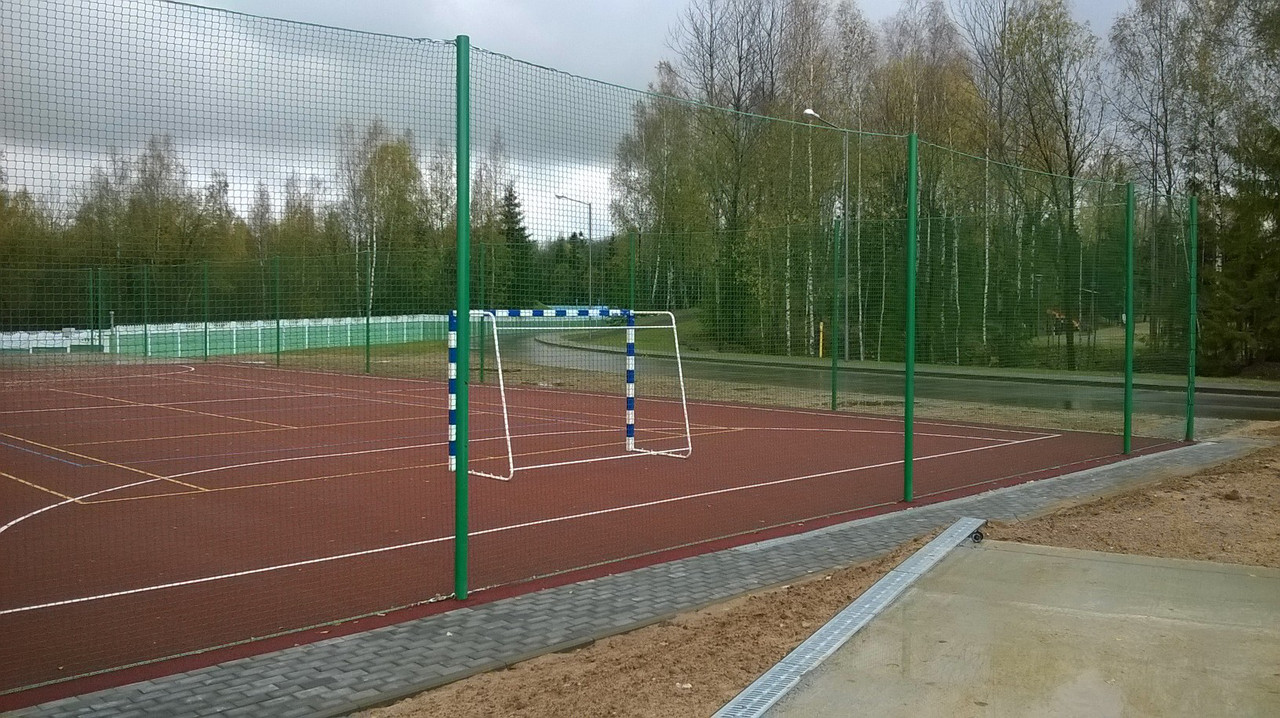 Резиновое наливное покрытие для открытых спортивных площадок