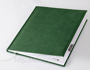 Еженедельник А4 Бизнес Торино зеленый на 2023 год