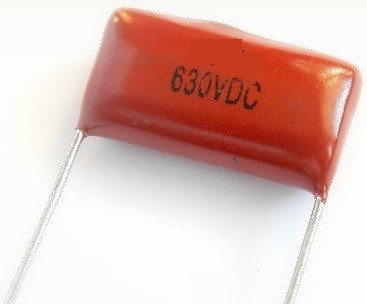 Конденсатор металлопленочный К73-17 имп. 630 В